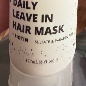 Daily Leave-In Hair Mask with Biotin - White